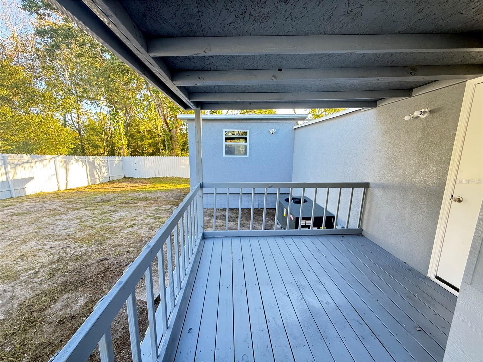 Image 23 of 38 For 1605 8th Street