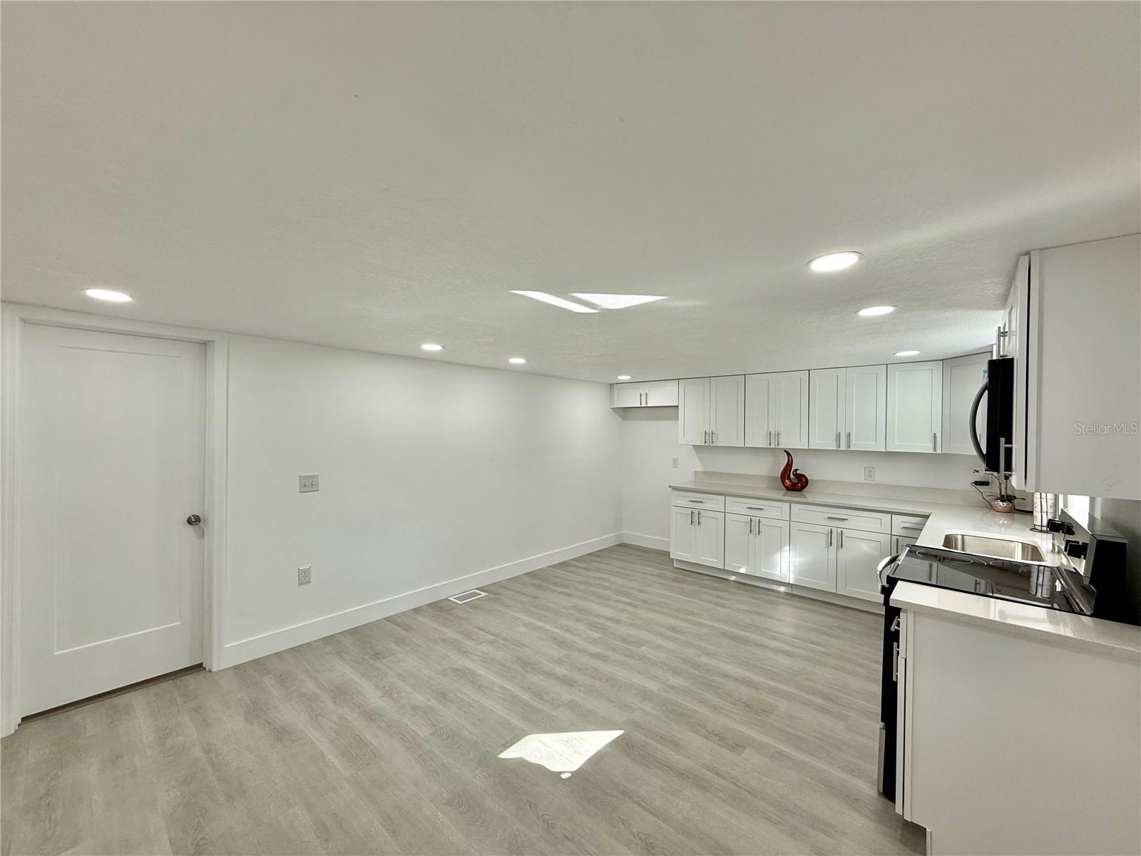 Image 6 of 38 For 1605 8th Street