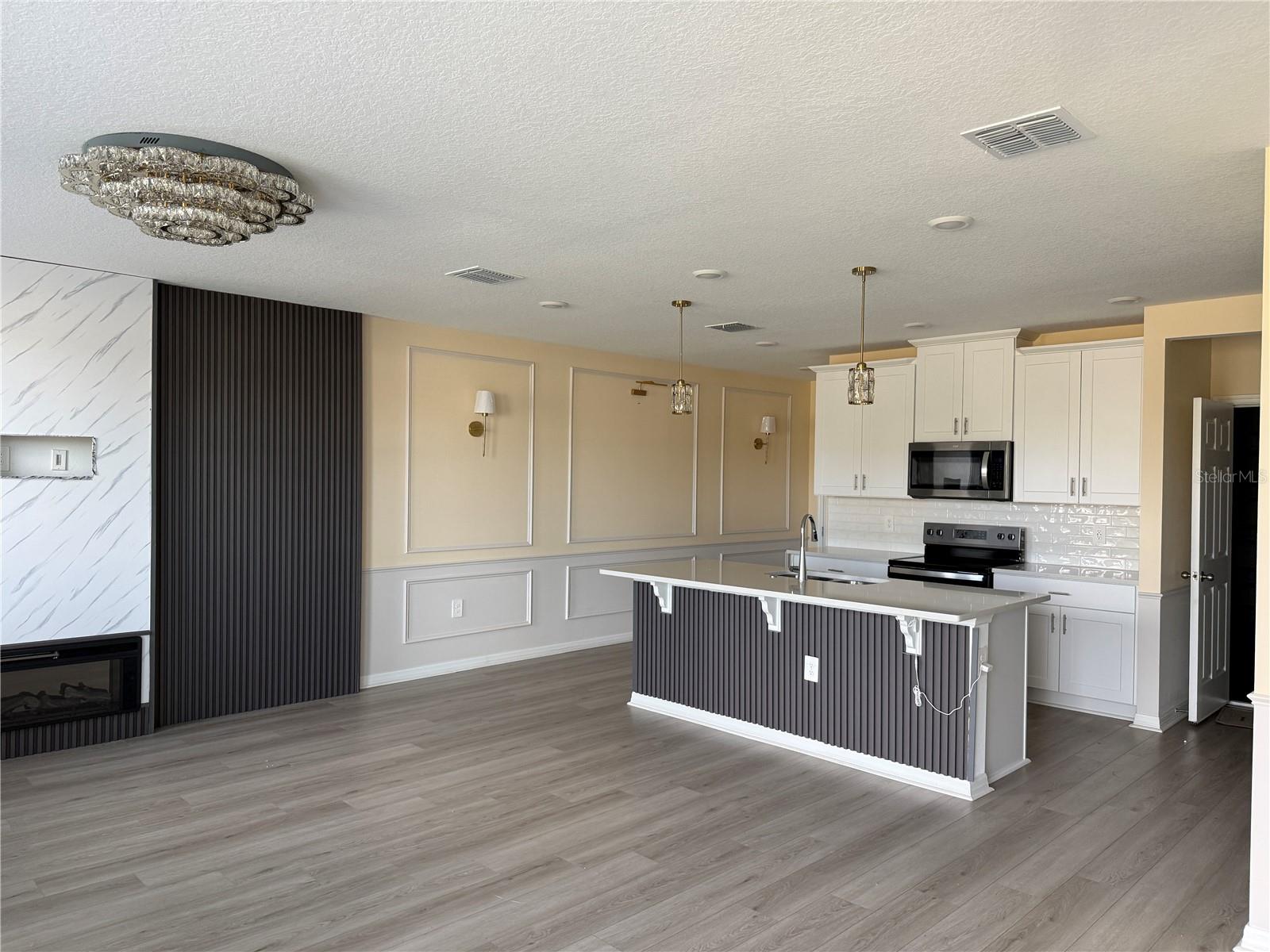 Image 4 of 21 For 4453 Eagle Trail Bend