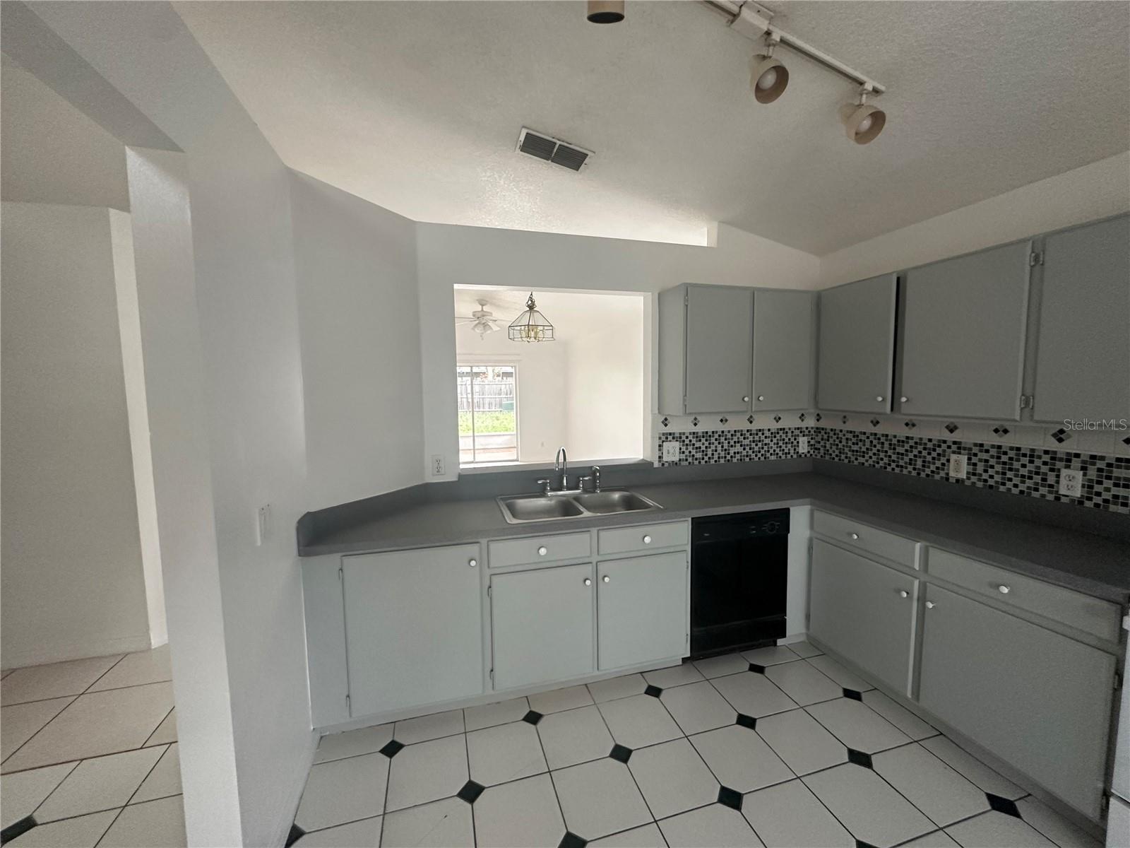 Image 5 of 12 For 2315 Flamingo Lakes Drive