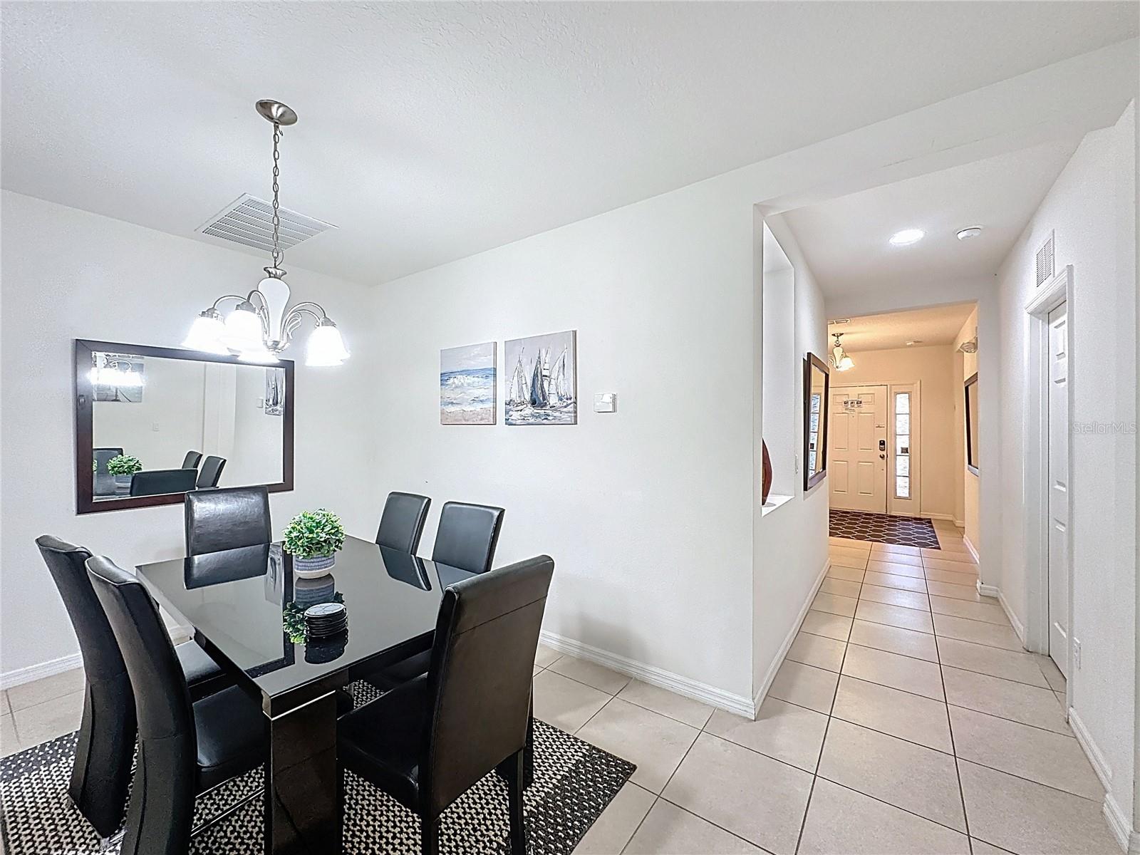 Image 11 of 52 For 1346 Yorkshire Court