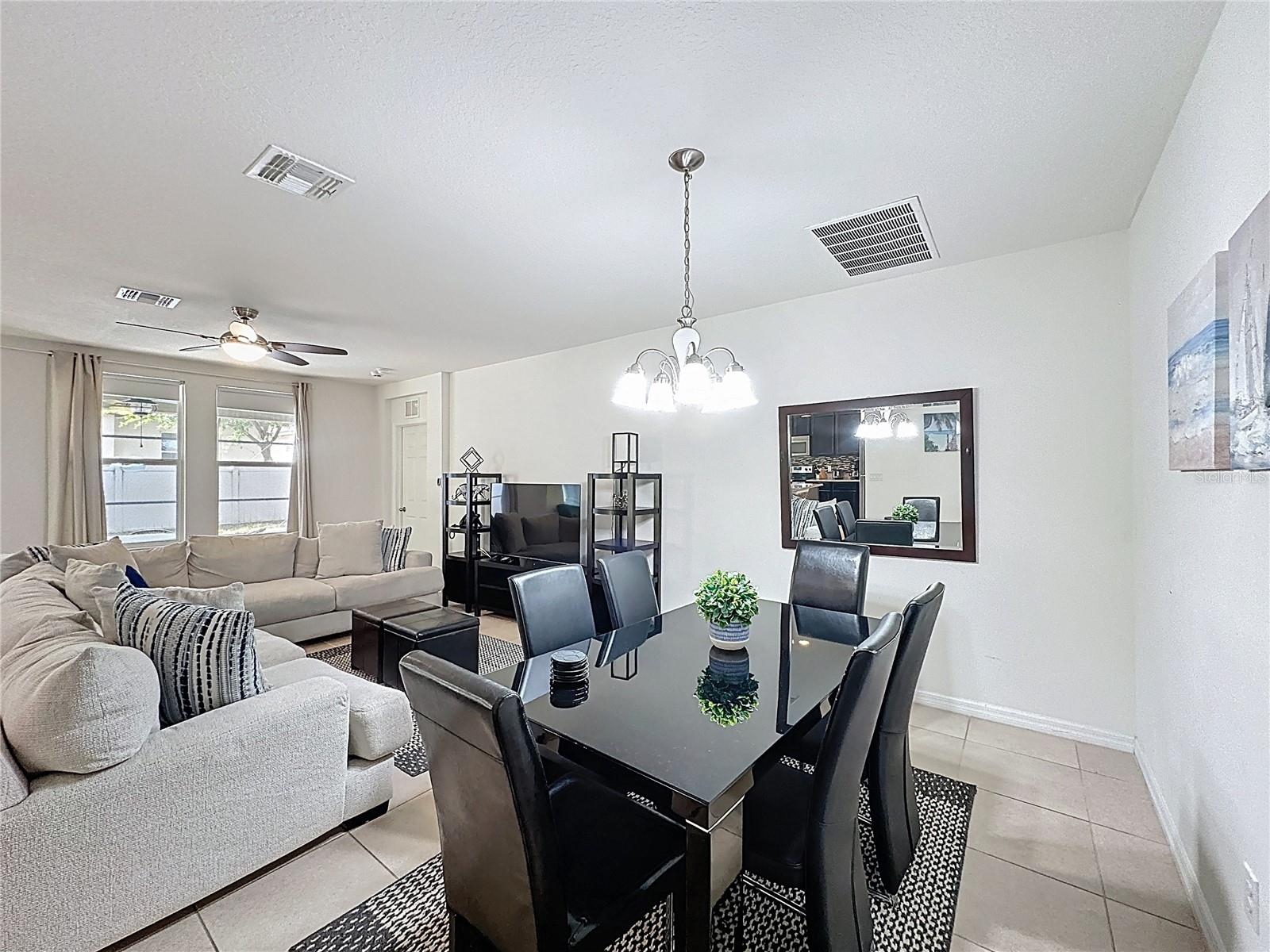 Image 13 of 52 For 1346 Yorkshire Court