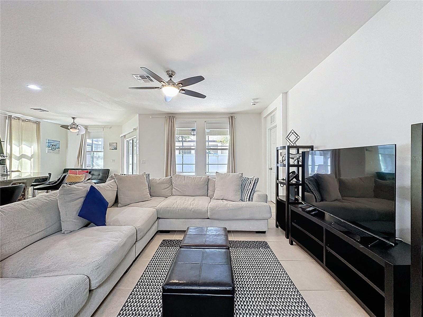 Image 15 of 52 For 1346 Yorkshire Court