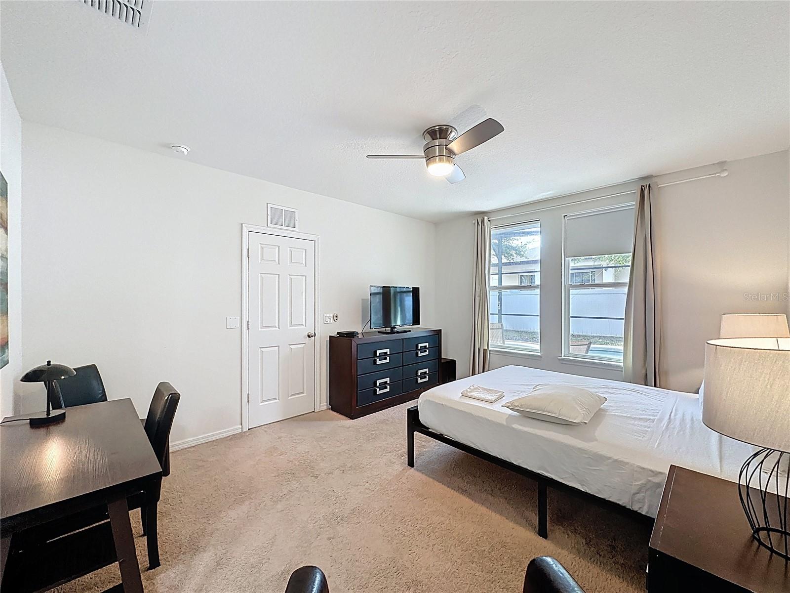 Image 29 of 52 For 1346 Yorkshire Court