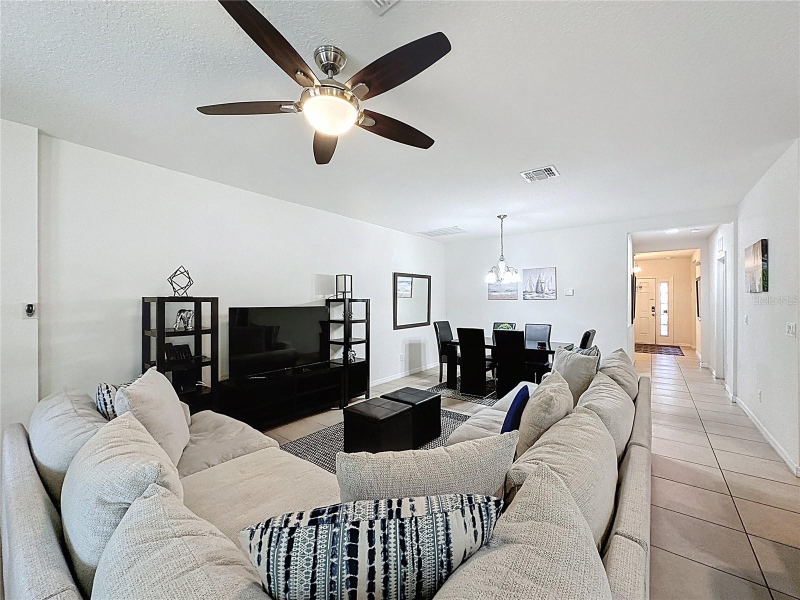 Image 8 of 52 For 1346 Yorkshire Court