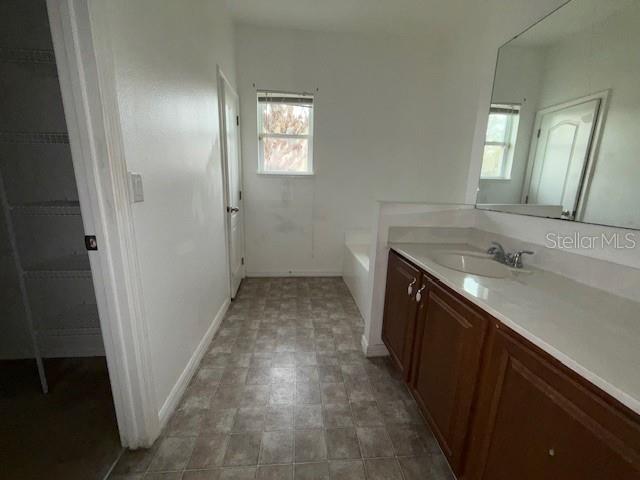 Image 10 of 15 For 330 Gladesdale Street