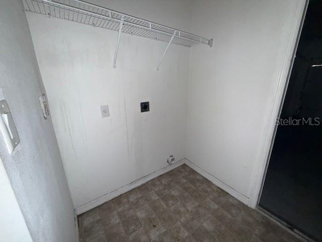 Image 12 of 15 For 330 Gladesdale Street