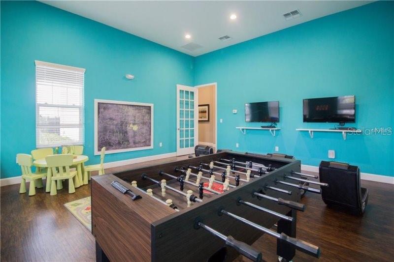 Image 14 of 15 For 8931 Shine Drive