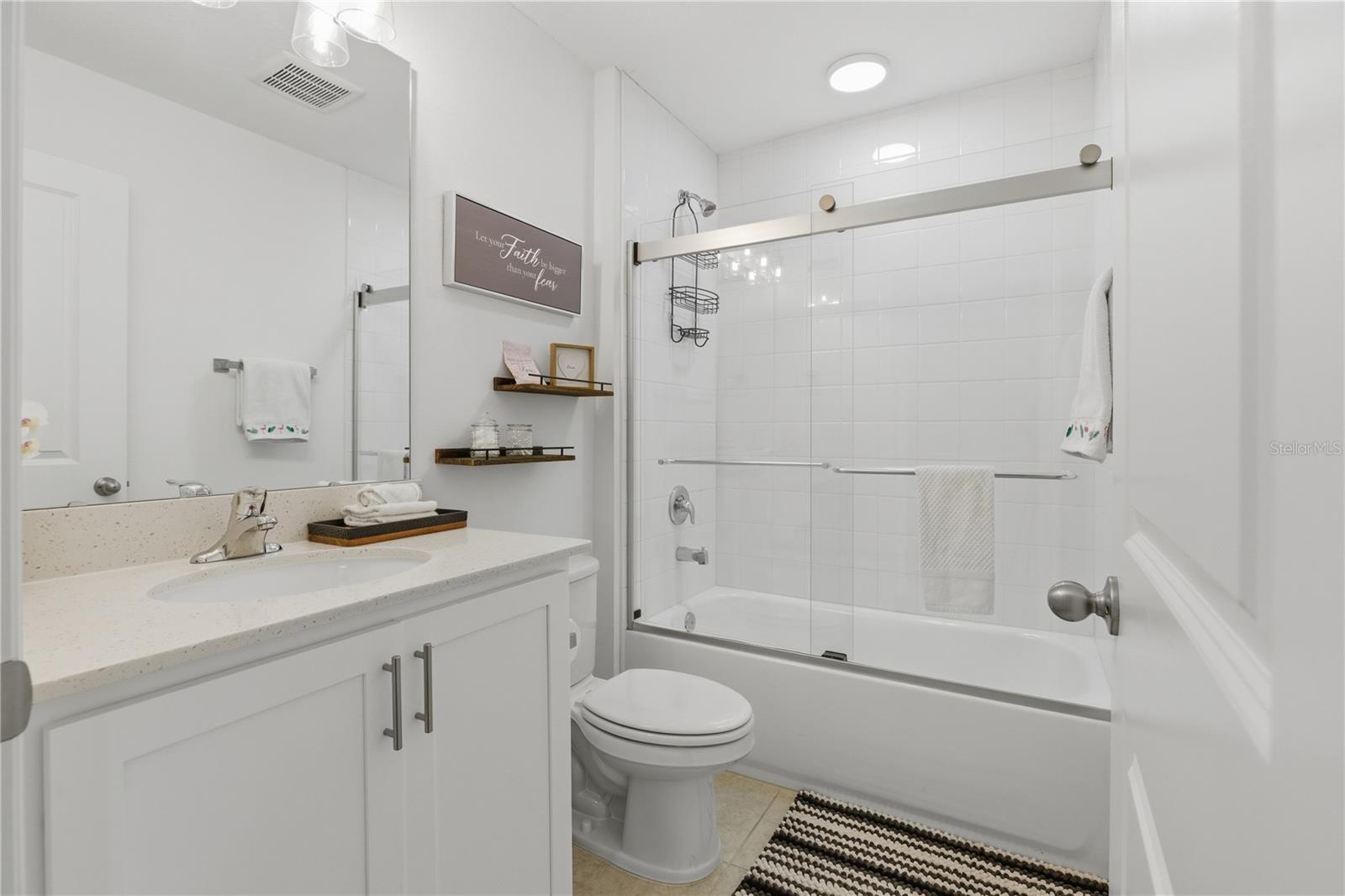 Image 26 of 43 For 710 Longboat Drive