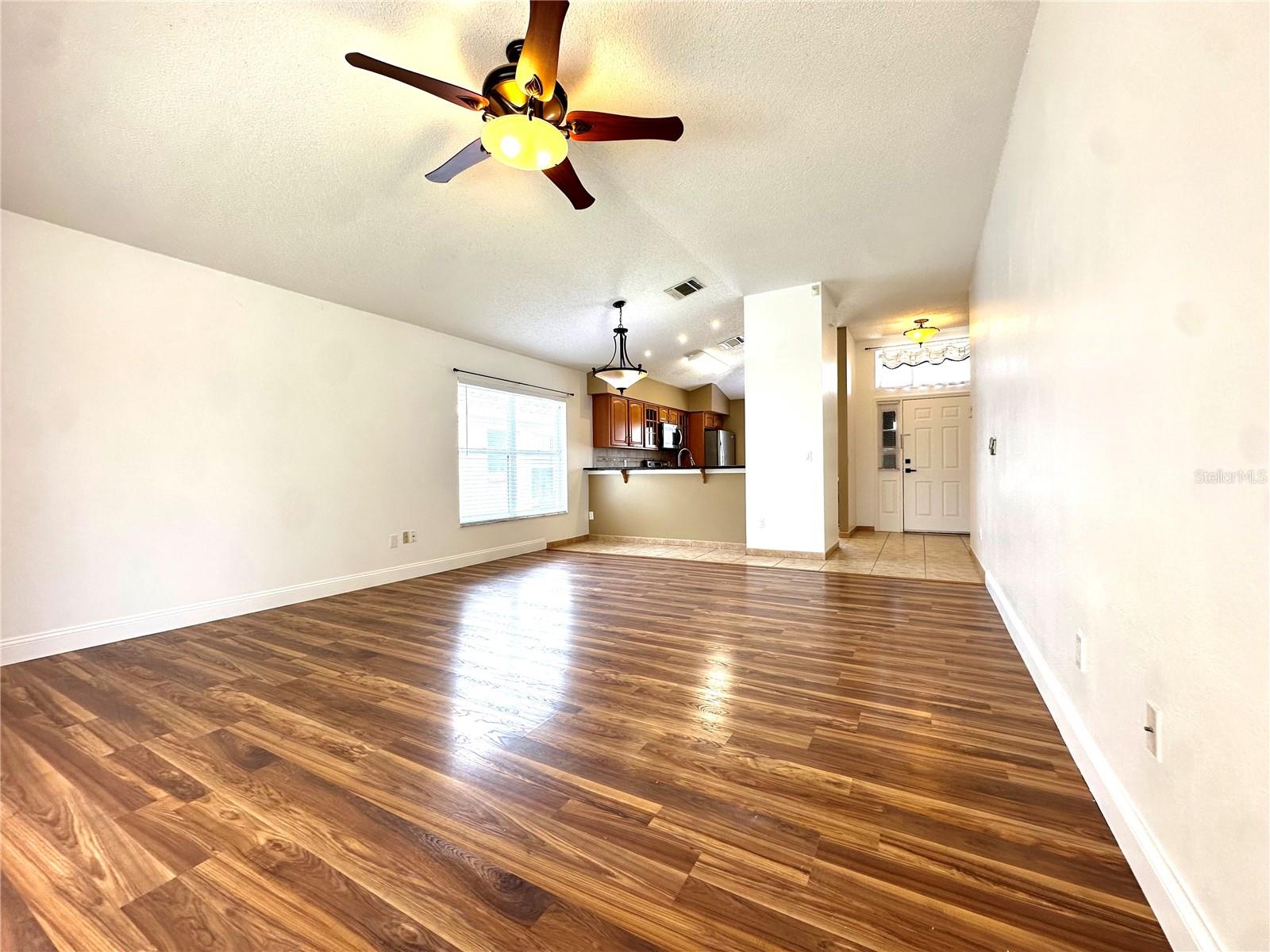 Image 11 of 13 For 2541 Chatham Circle