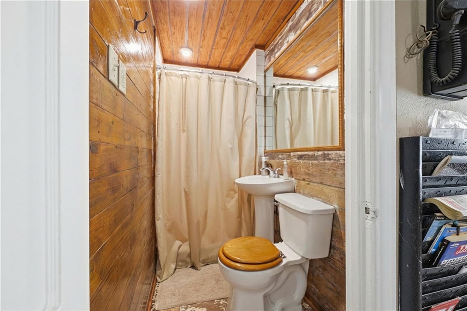 Image 11 of 34 For 31770 Elkridge Drive