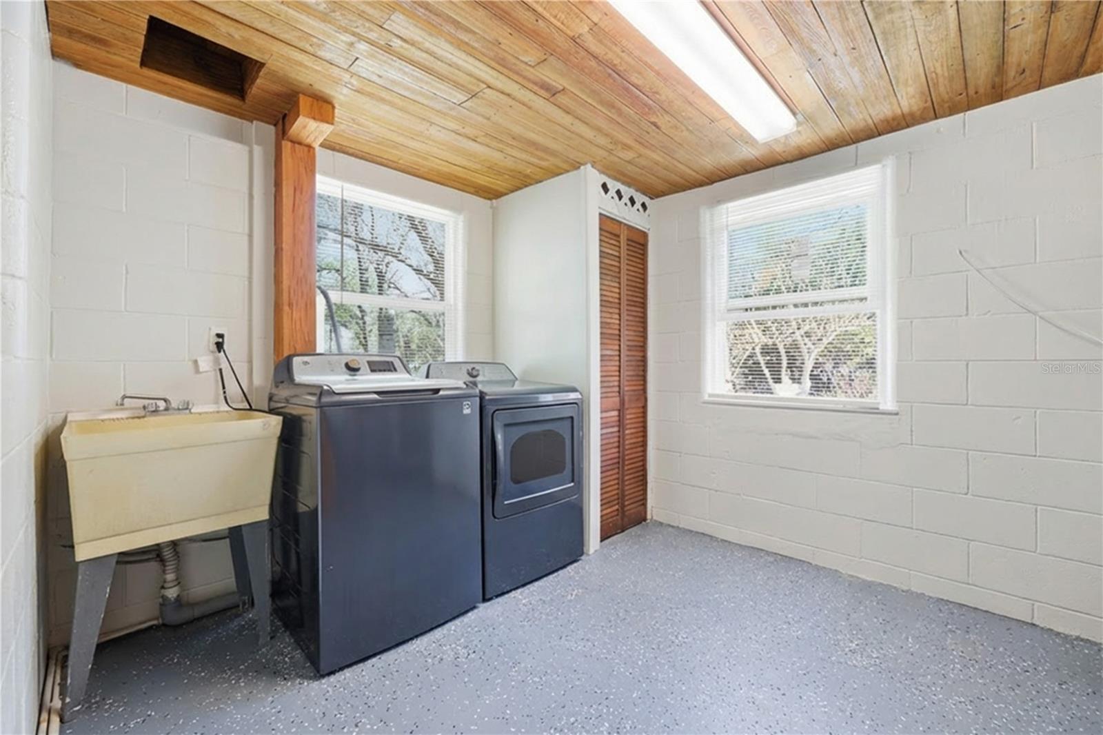 Image 12 of 34 For 31770 Elkridge Drive