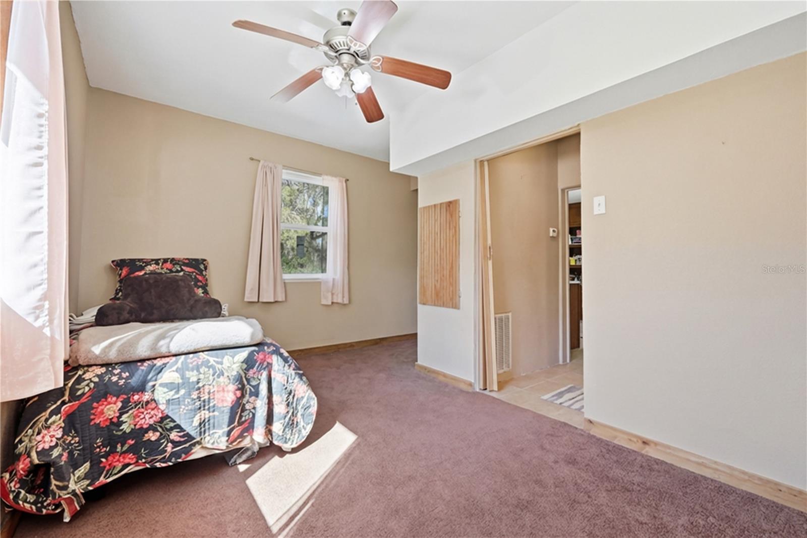 Image 21 of 34 For 31770 Elkridge Drive