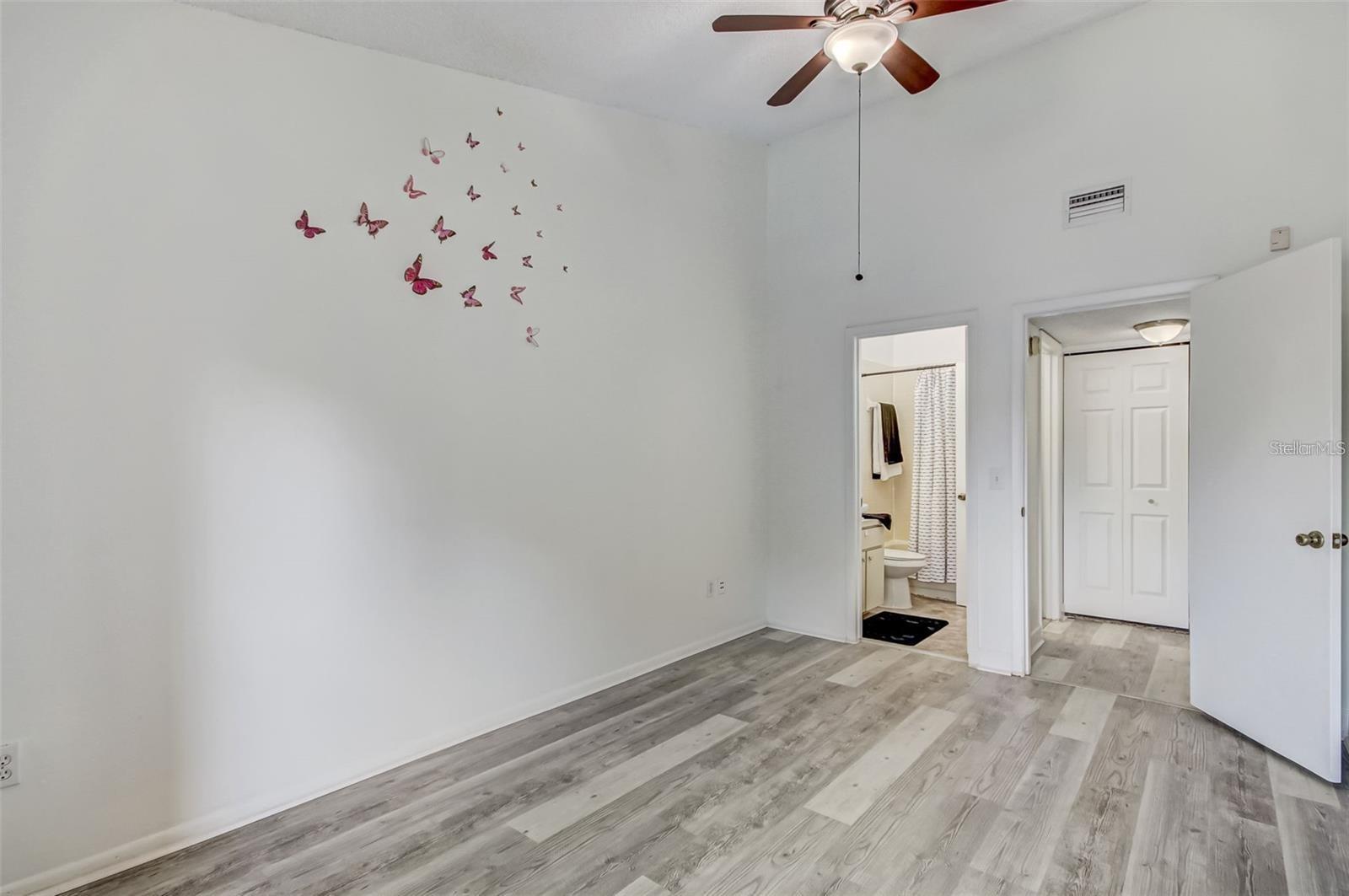 Image 15 of 21 For 4408 Middlebrook Road 4408