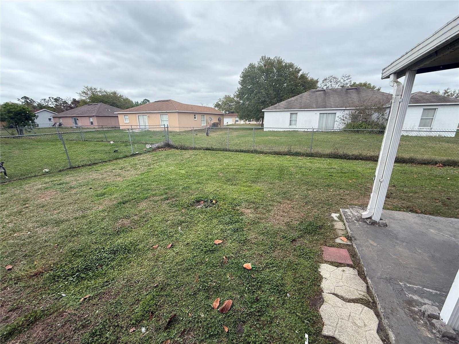 Image 34 of 38 For 330 Baccarat Court