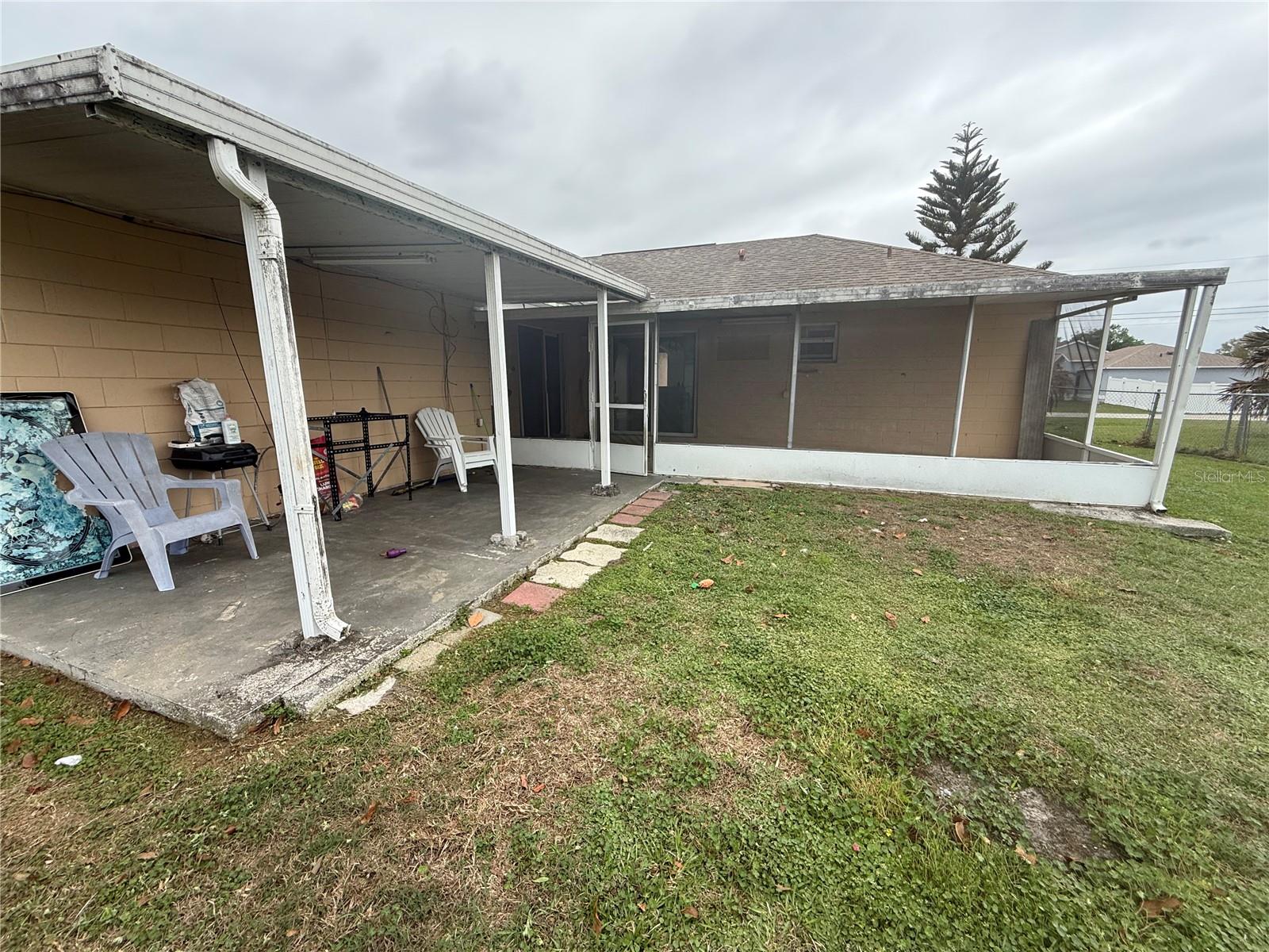 Image 36 of 38 For 330 Baccarat Court