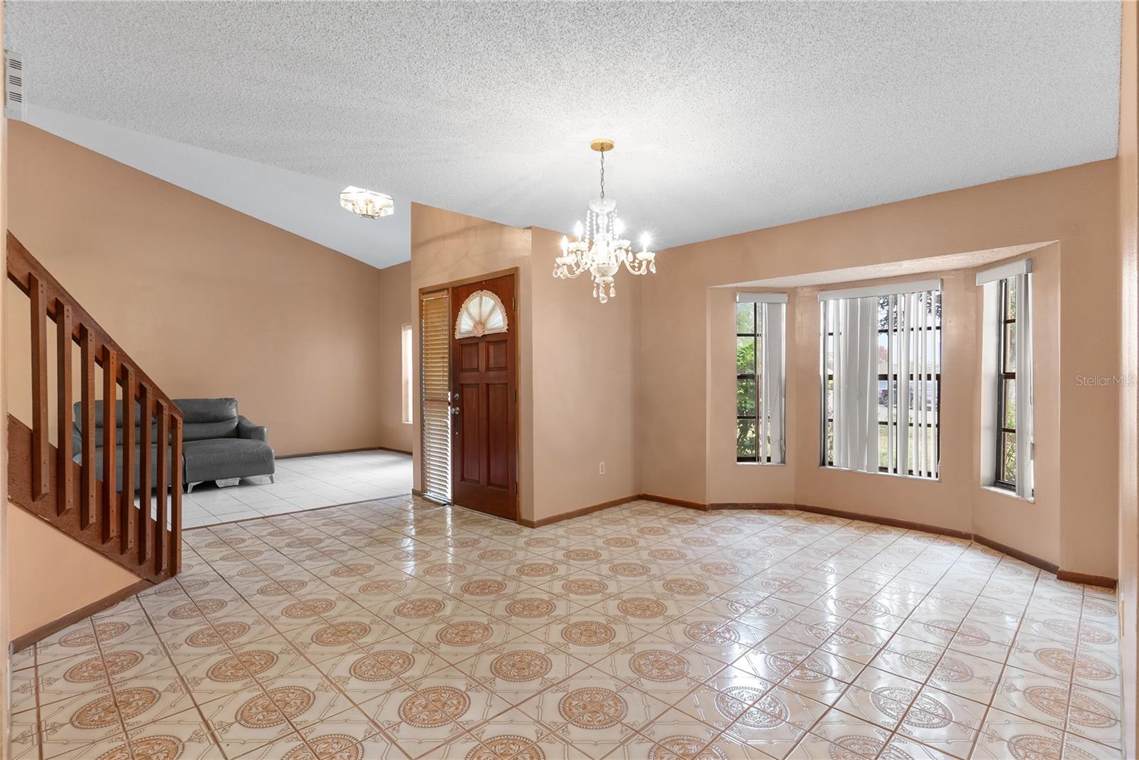 Image 13 of 45 For 5866 Grand Canyon Drive