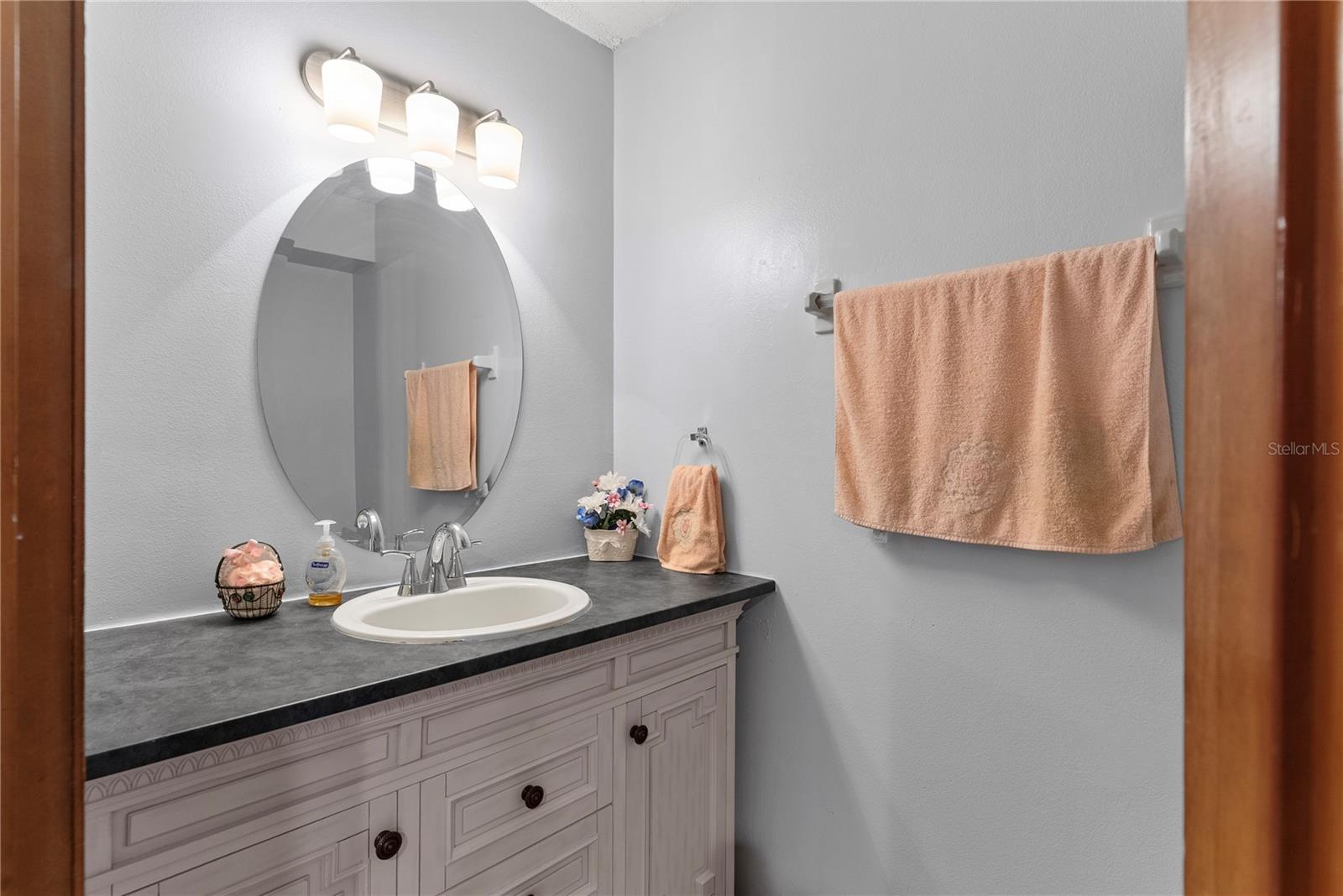 Image 18 of 45 For 5866 Grand Canyon Drive