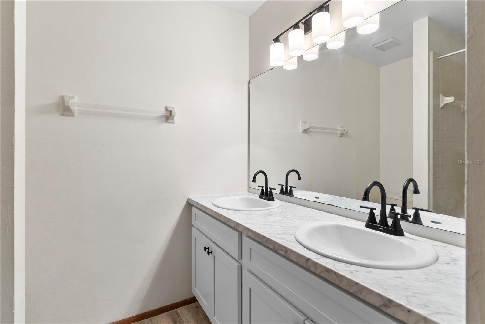 Image 26 of 45 For 5866 Grand Canyon Drive