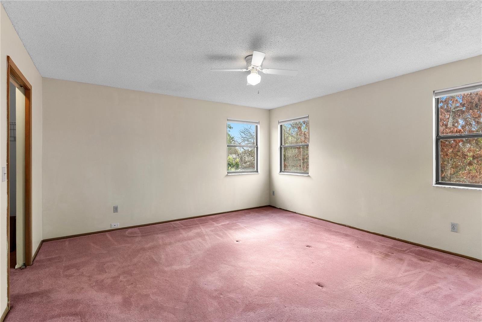 Image 28 of 45 For 5866 Grand Canyon Drive