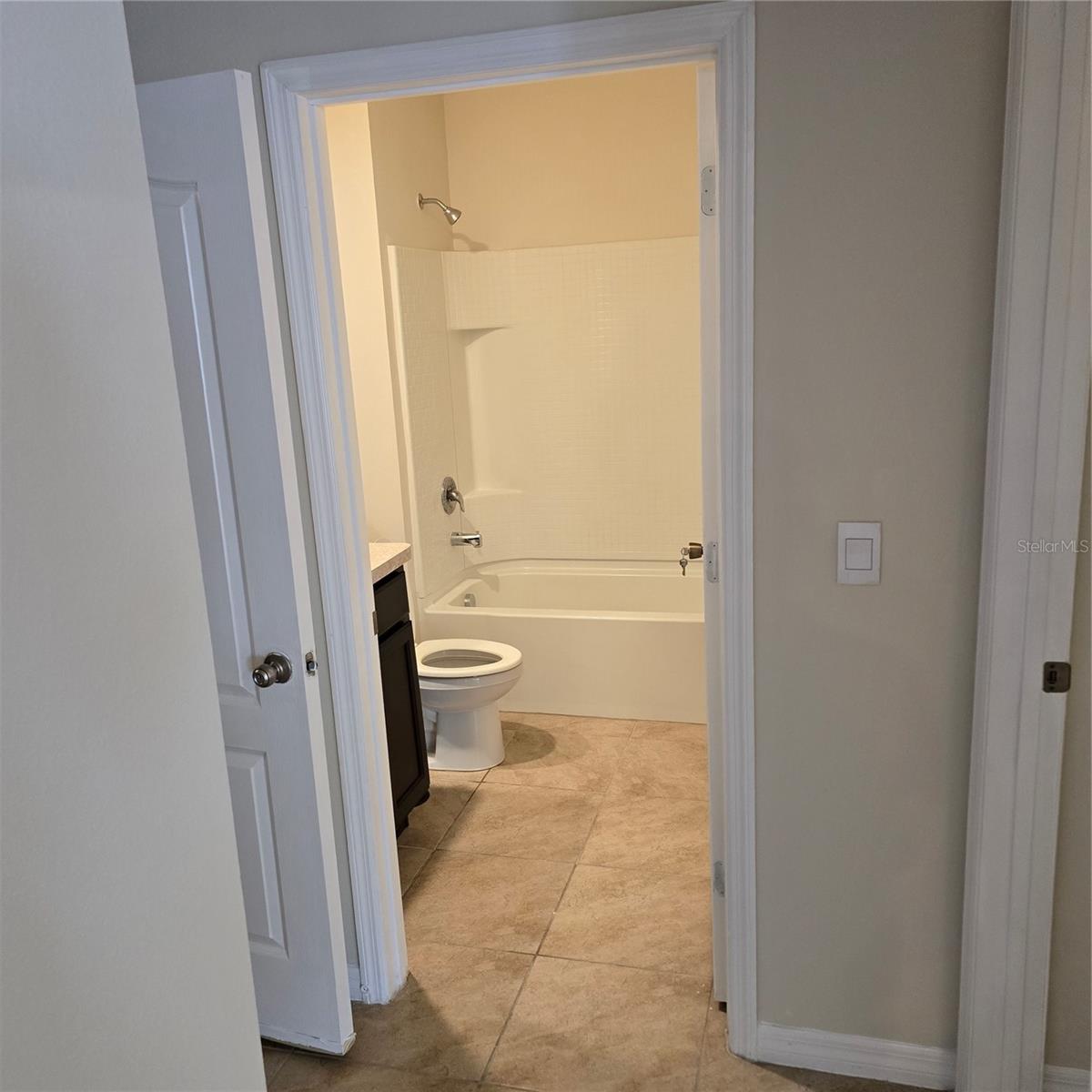 Image 12 of 49 For 814 Sun Burst Road