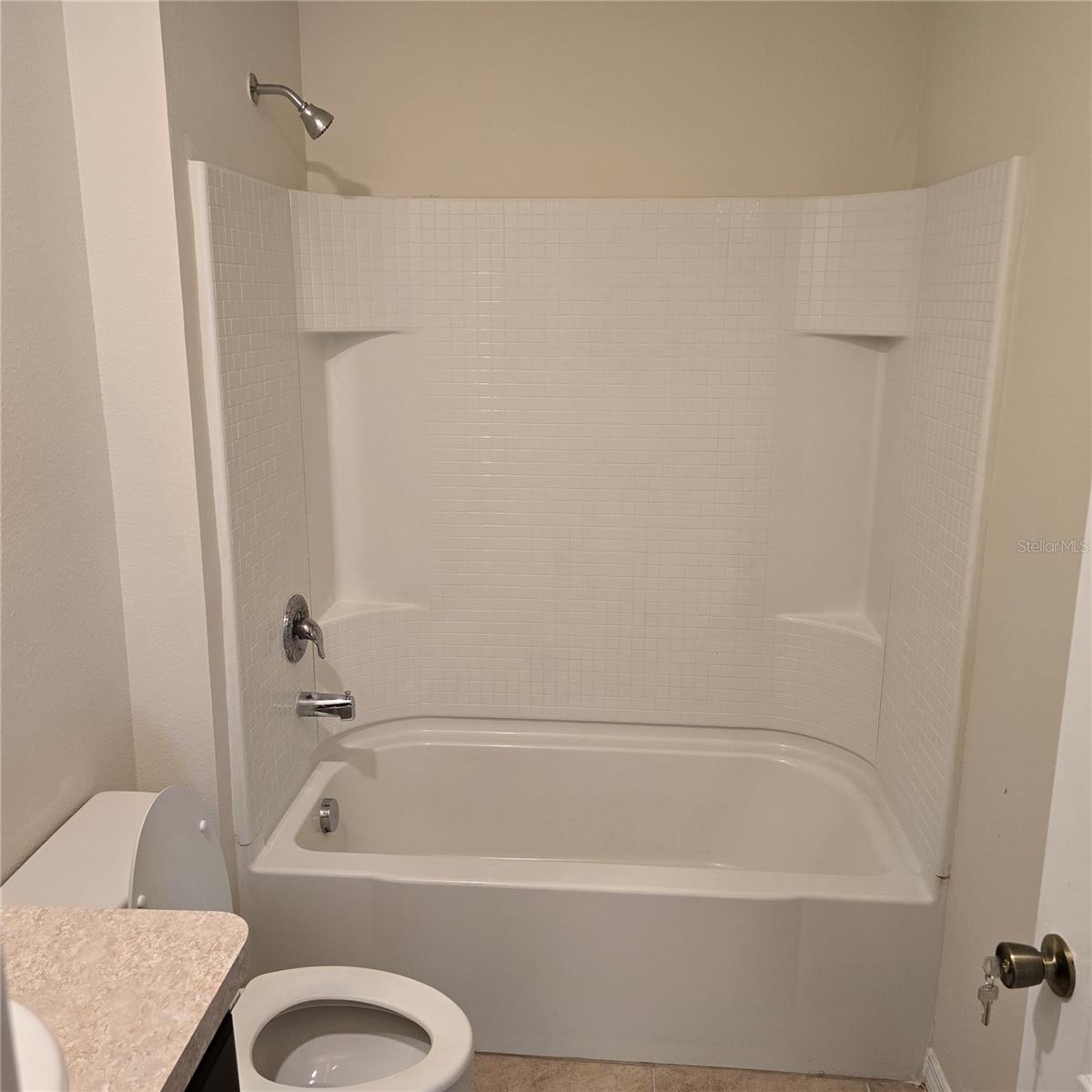 Image 14 of 49 For 814 Sun Burst Road