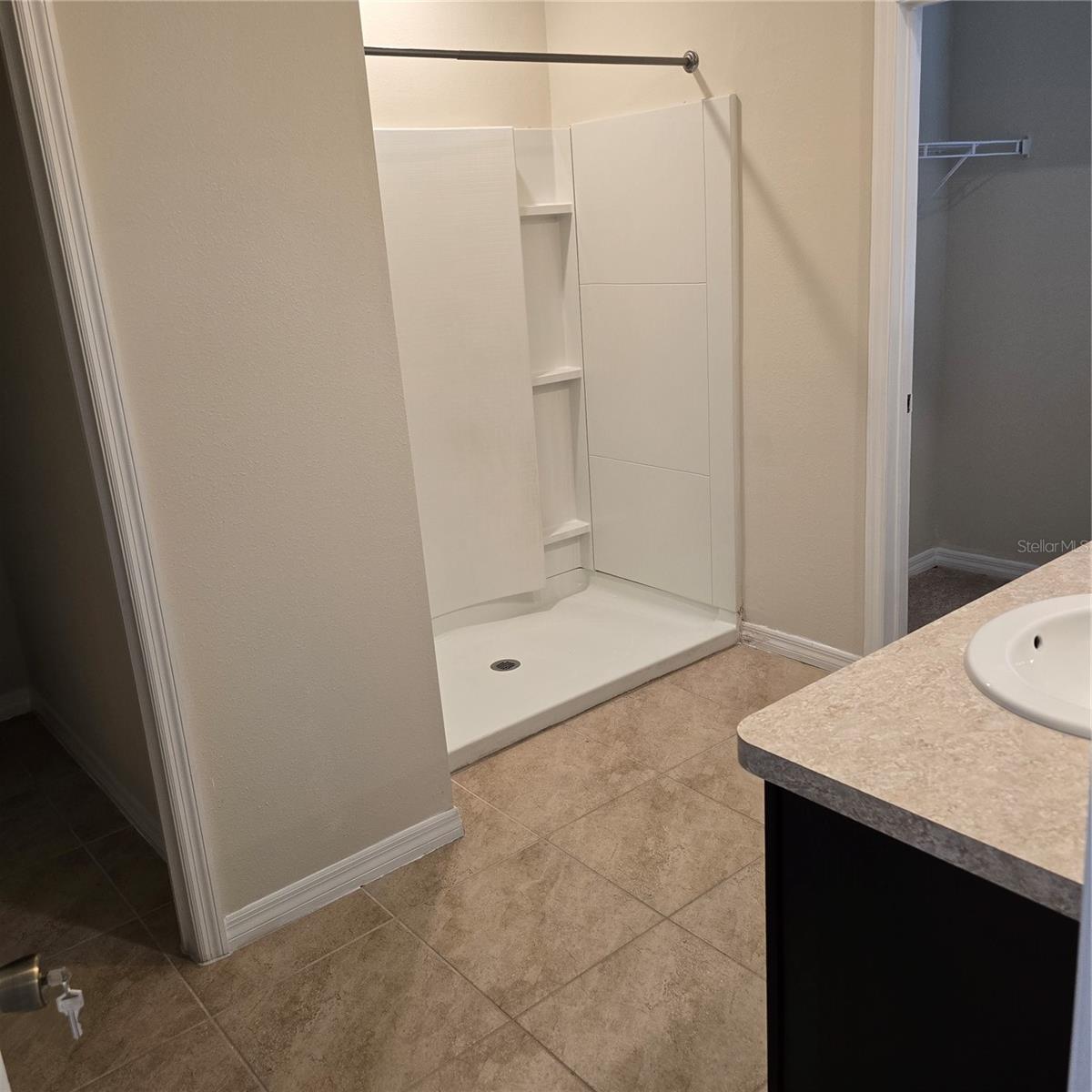 Image 24 of 49 For 814 Sun Burst Road