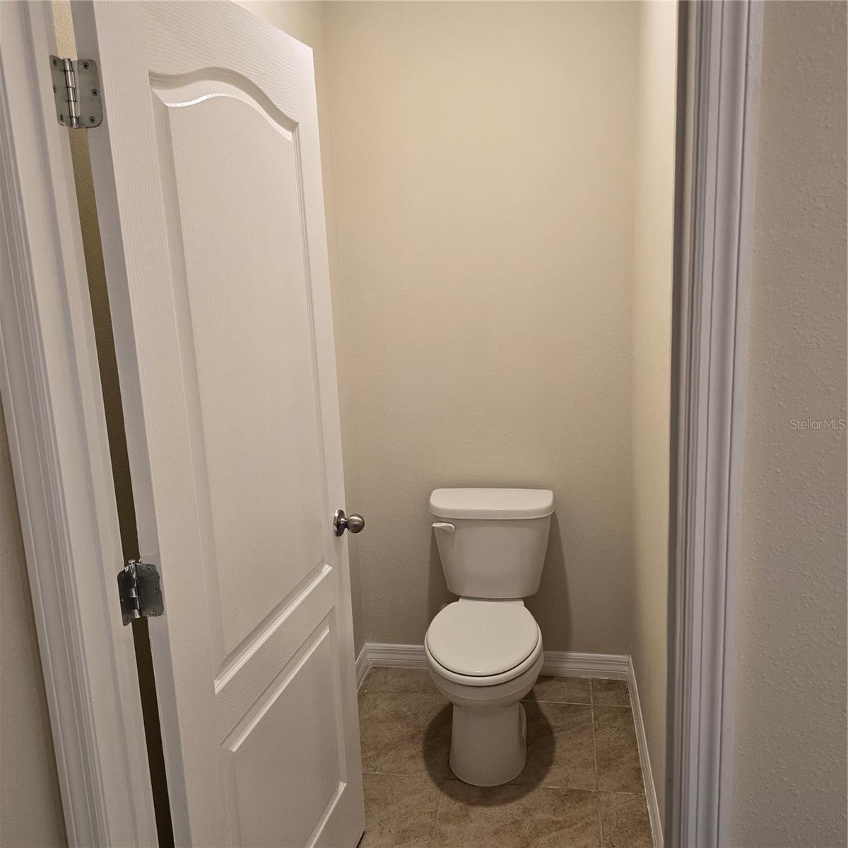 Image 25 of 49 For 814 Sun Burst Road