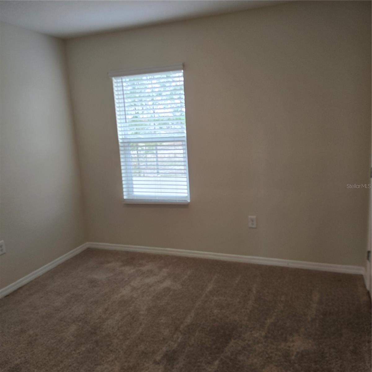 Image 32 of 49 For 814 Sun Burst Road