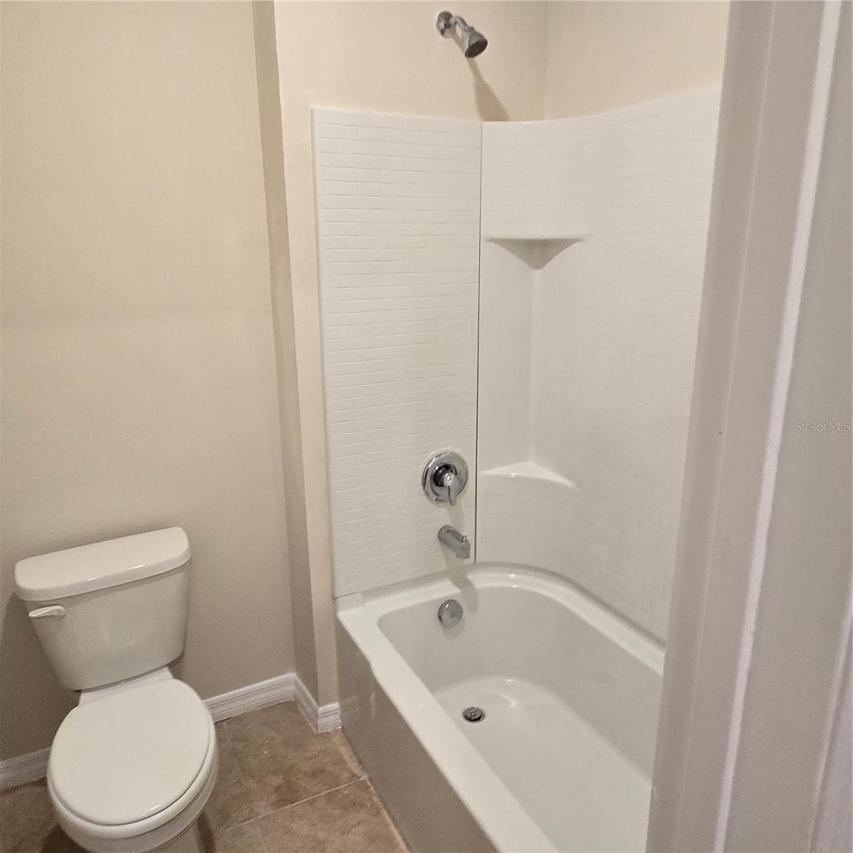 Image 35 of 49 For 814 Sun Burst Road