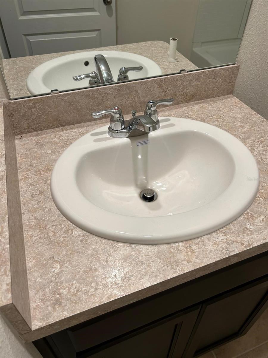 Image 8 of 49 For 814 Sun Burst Road