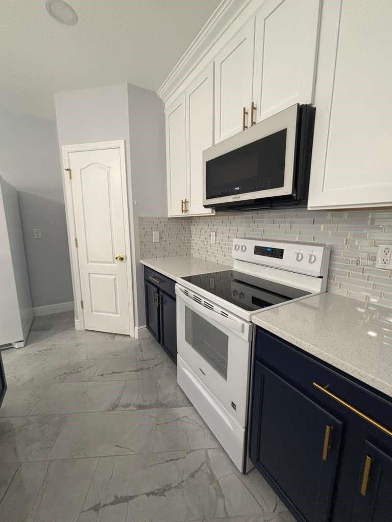 Image 10 of 35 For 1174 Haines Drive