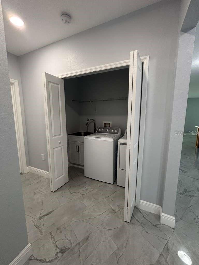 Image 15 of 35 For 1174 Haines Drive