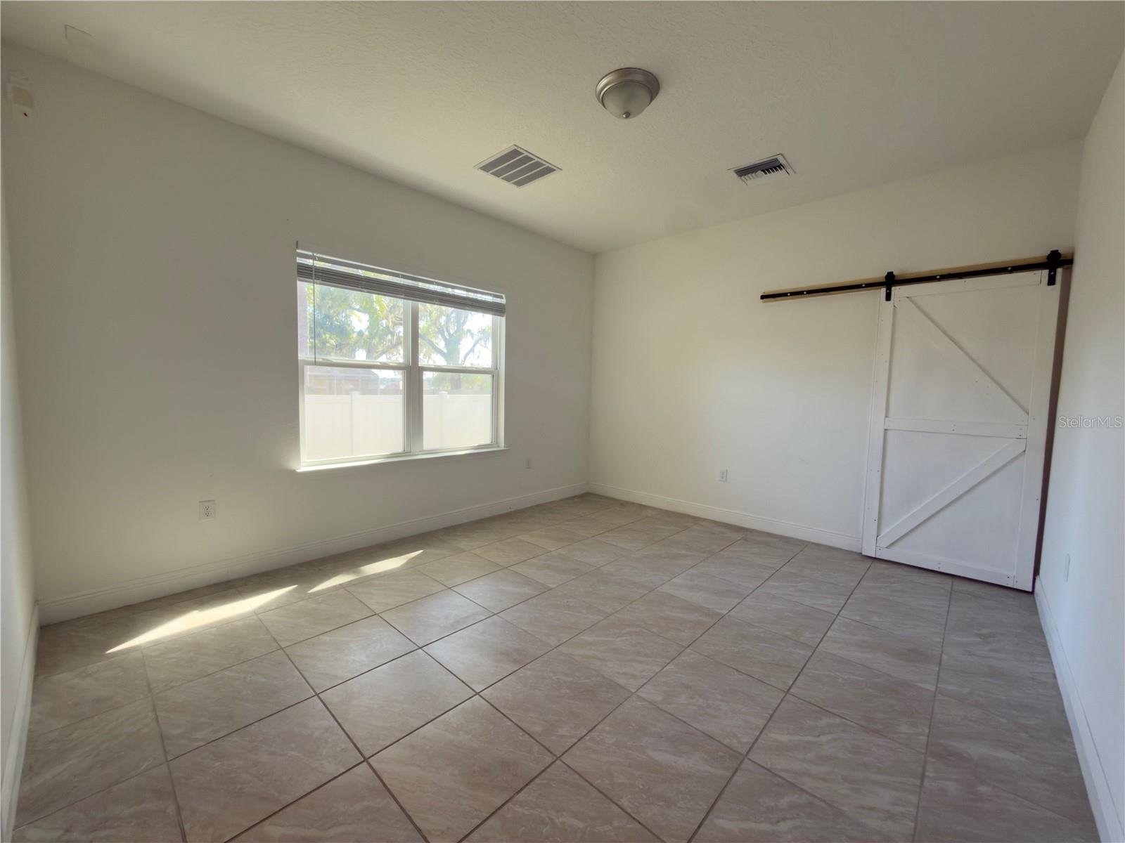 Image 11 of 19 For 1186 Pecan Street