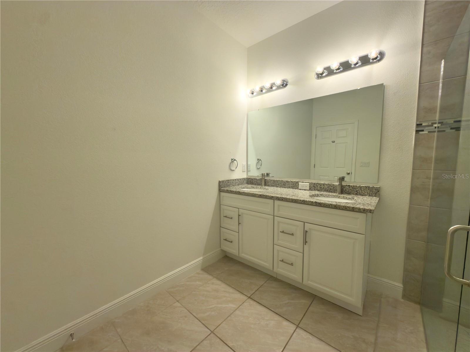 Image 13 of 19 For 1186 Pecan Street