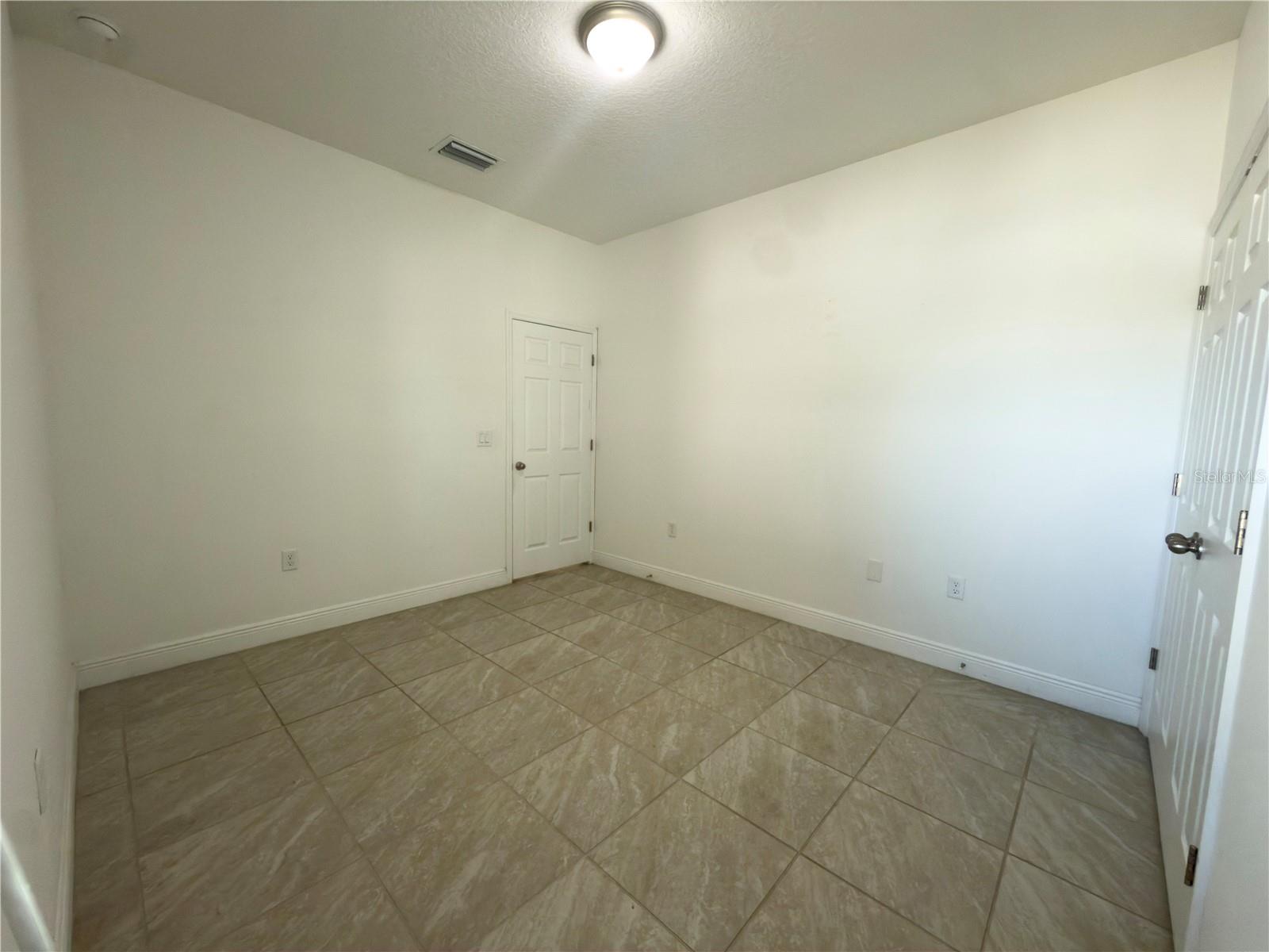 Image 7 of 19 For 1186 Pecan Street