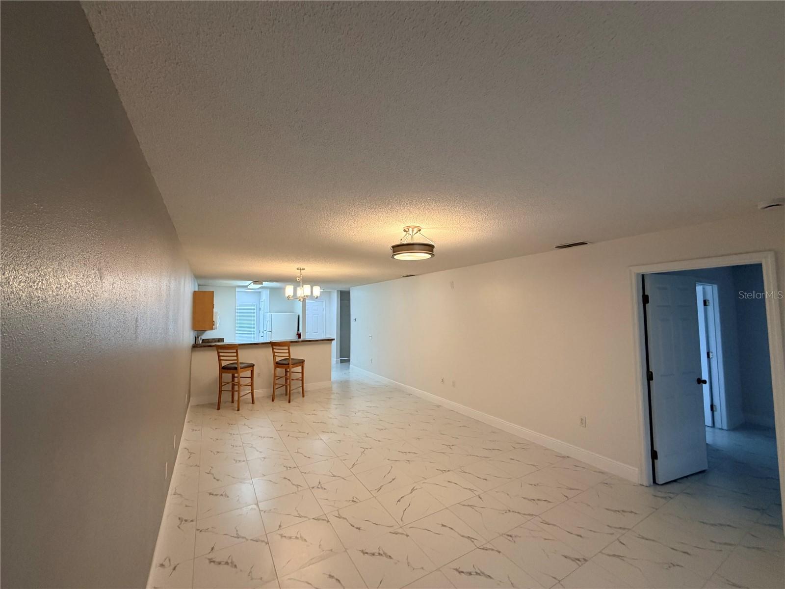 Listing photo id 10 for 145 Ocean Bluff Drive