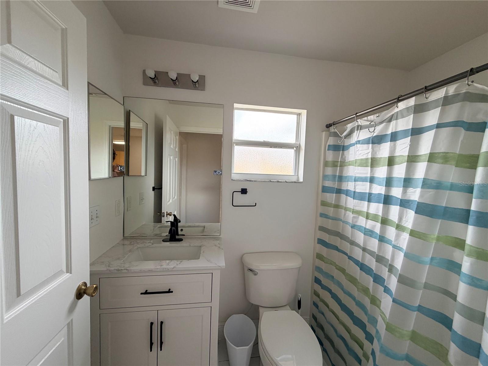 Listing photo id 11 for 145 Ocean Bluff Drive