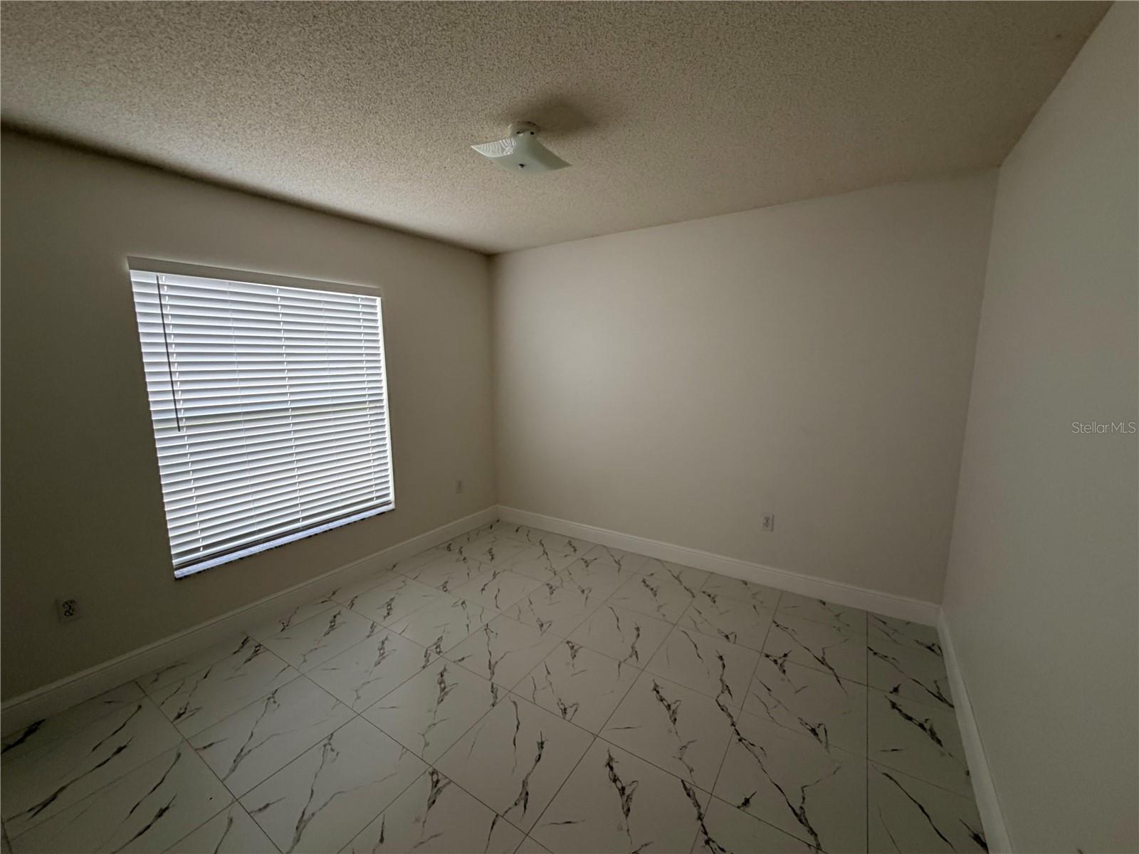 Listing photo id 13 for 145 Ocean Bluff Drive