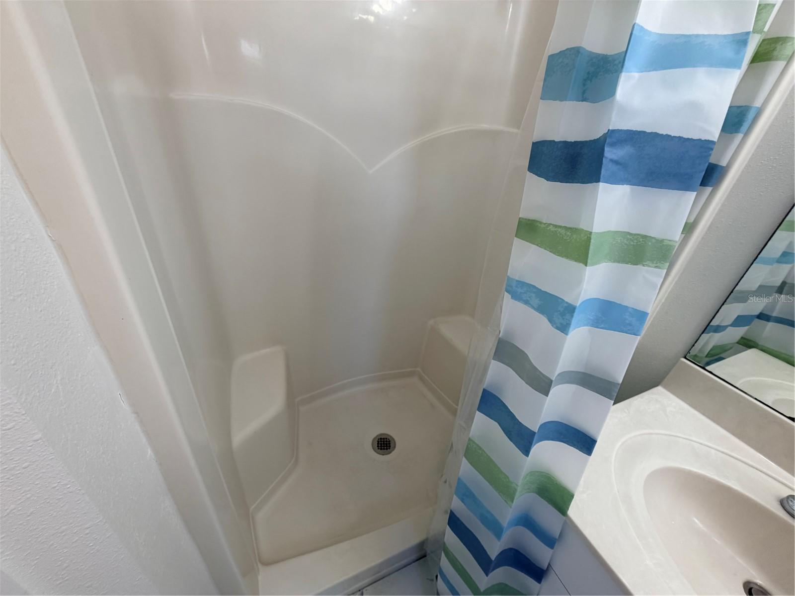 Listing photo id 7 for 145 Ocean Bluff Drive