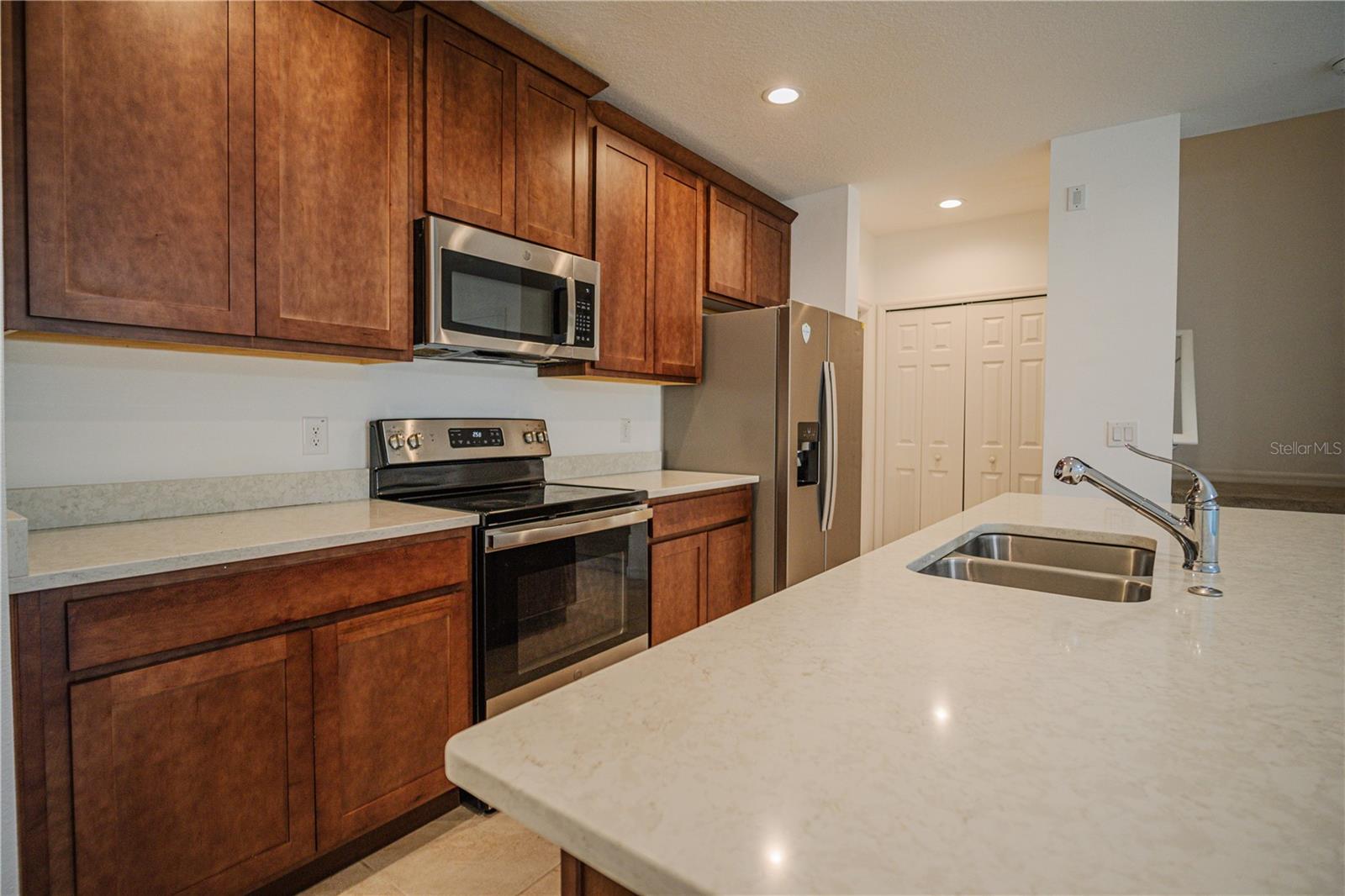 Image 2 of 19 For 1284 Wispy Cypress Drive