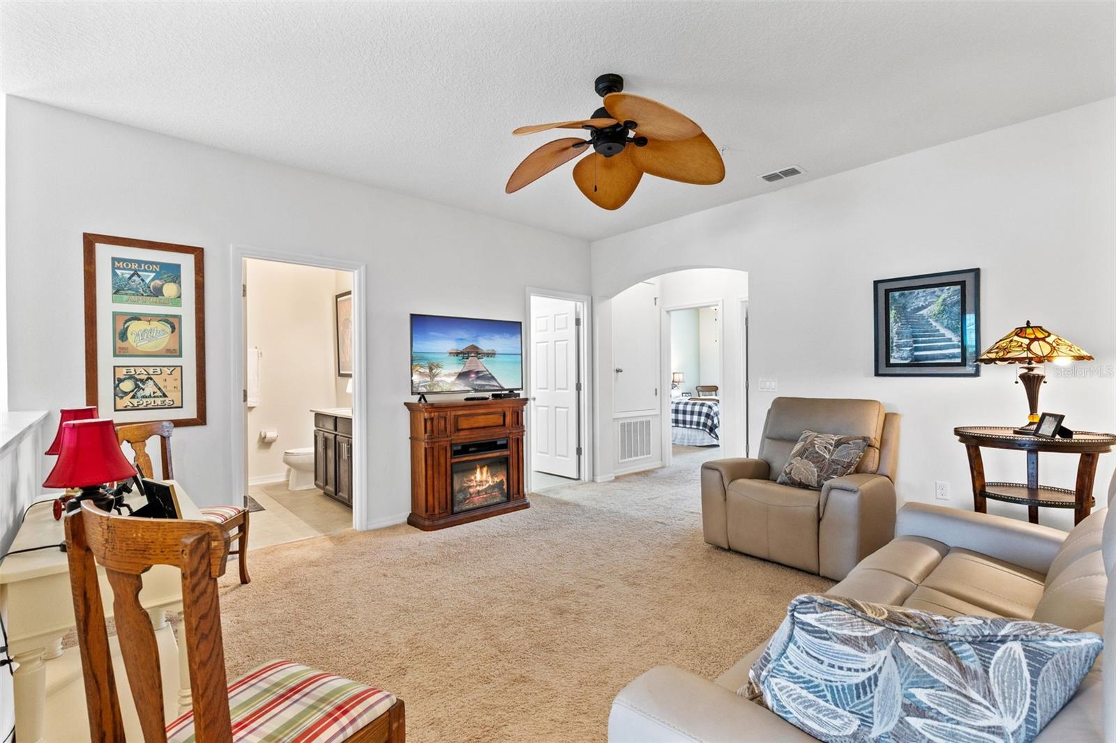 Image 17 of 35 For 14215 Desert Haven Street 3507