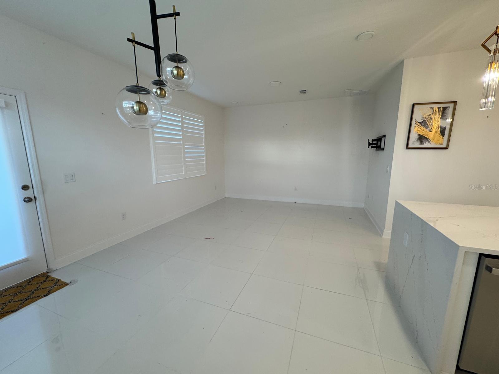 Image 12 of 35 For 16001 Grafton Way