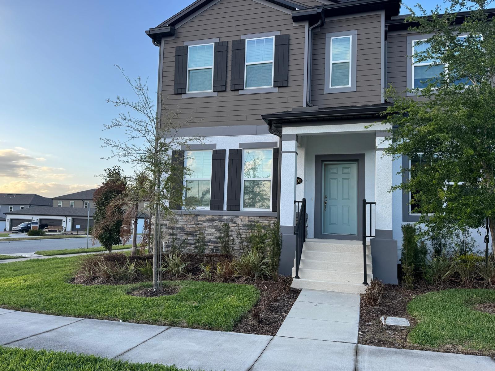 Image 2 of 35 For 16001 Grafton Way