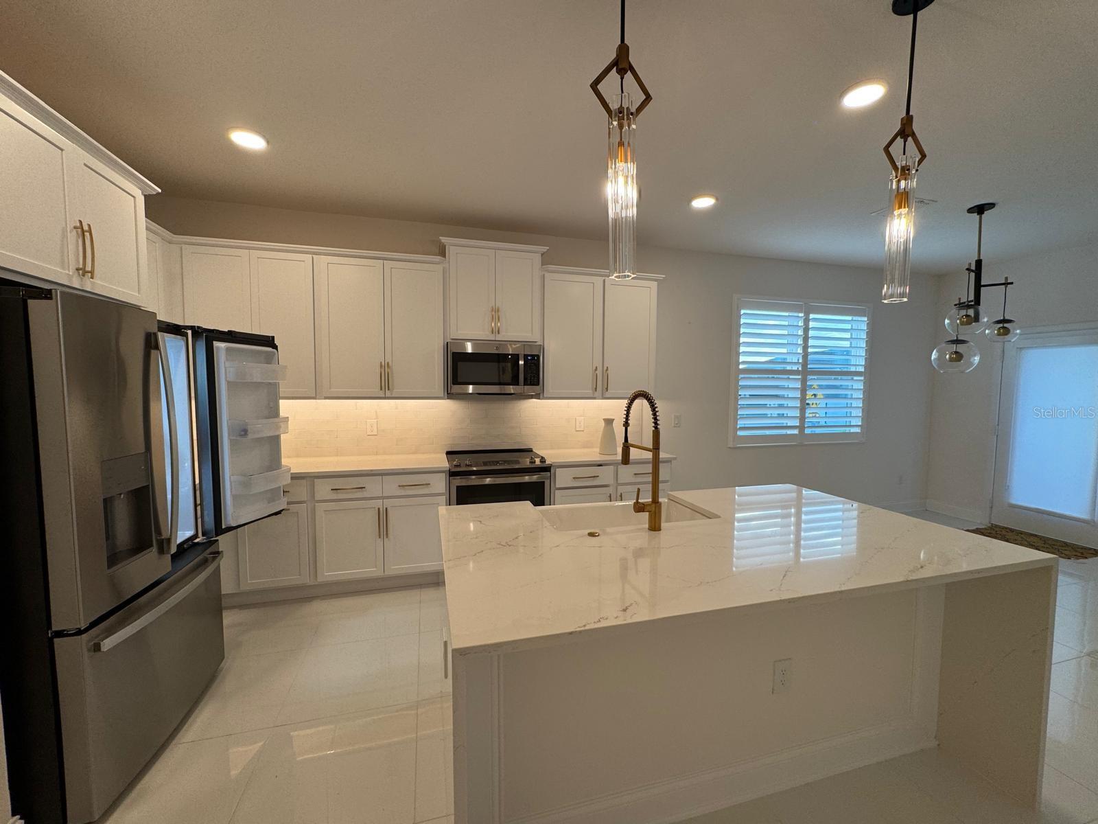 Image 8 of 35 For 16001 Grafton Way