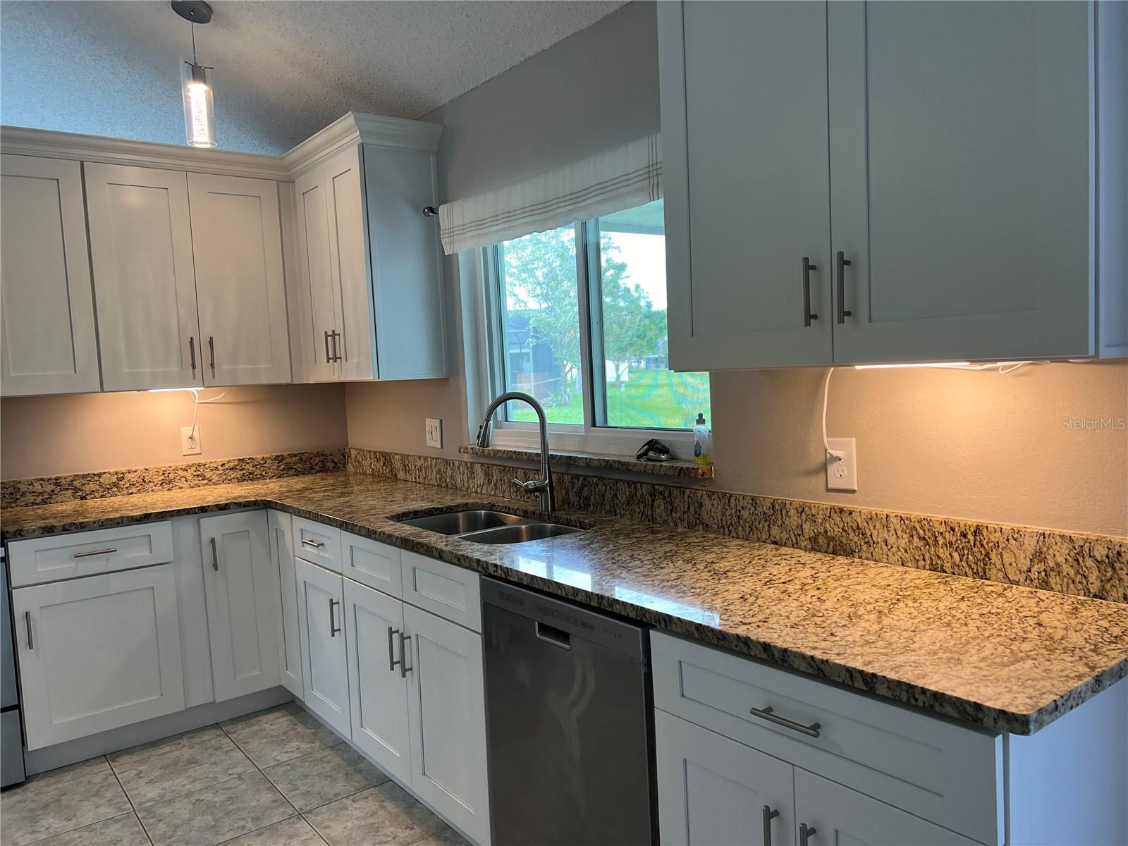 Image 15 of 61 For 12736 Newfield Drive