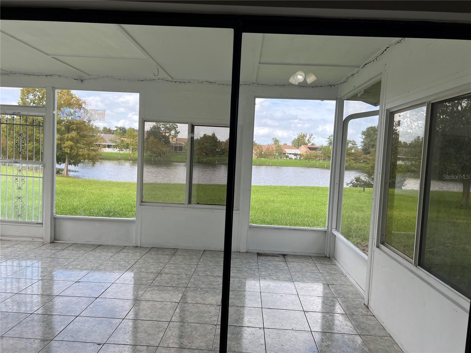 Image 28 of 61 For 12736 Newfield Drive