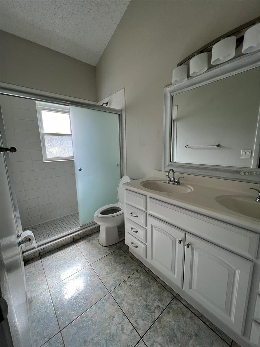 Image 30 of 61 For 12736 Newfield Drive