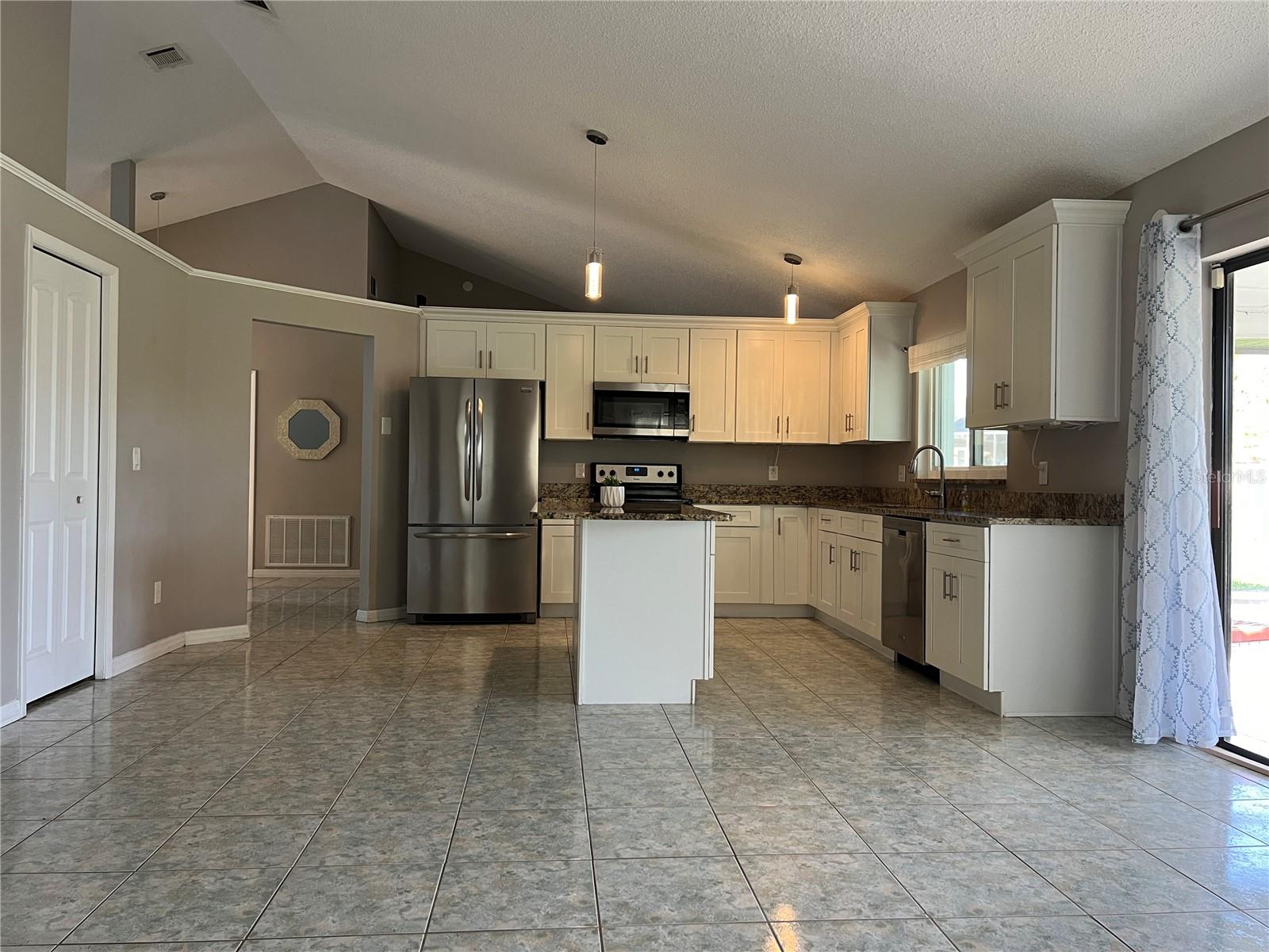 Image 45 of 61 For 12736 Newfield Drive