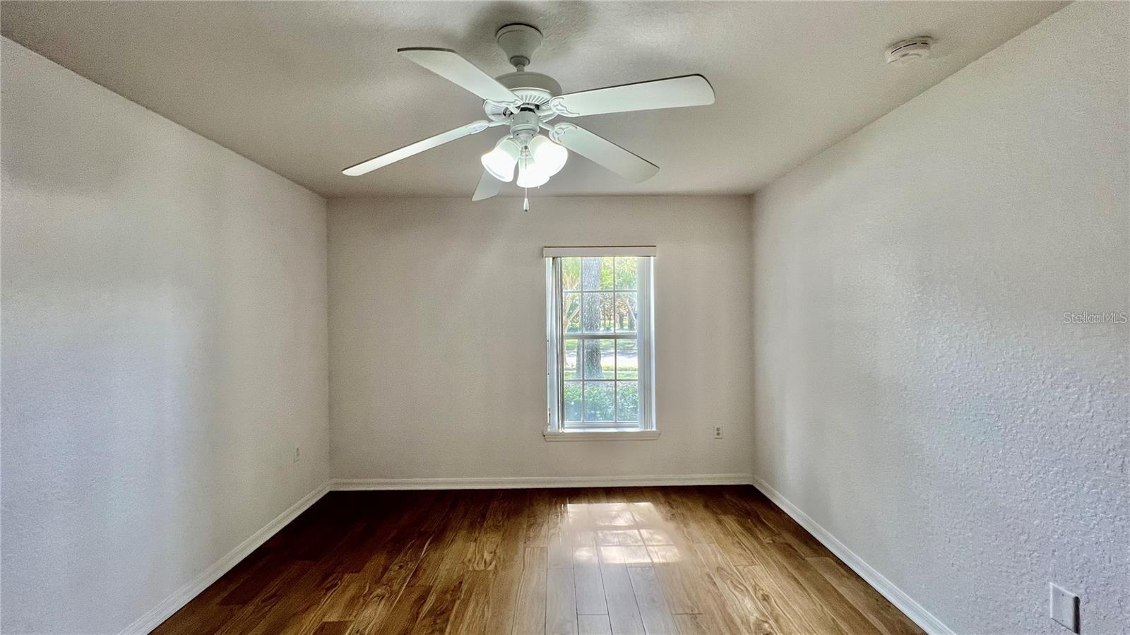 Image 16 of 24 For 1308 Zureiq Court